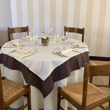 & Ristorante Europa 3* 팔라쭐로술세뇨